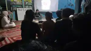 Nonton-dan-diskusi-film-Pesta-Babi-berlangsung-kondusif.jpg