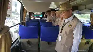 Fadhlullah-dan-Arijal-saat-meninjau-persiapan-penyambutan-jamaah-haji-2026.jpg