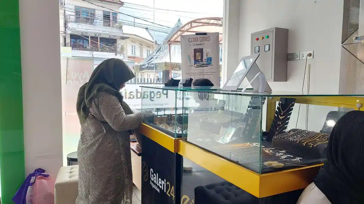 Meski Turun, Harga Emas di Pegadaian Pangkalpinang Cendung Stabil, Simak Rincian Per Hari Ini