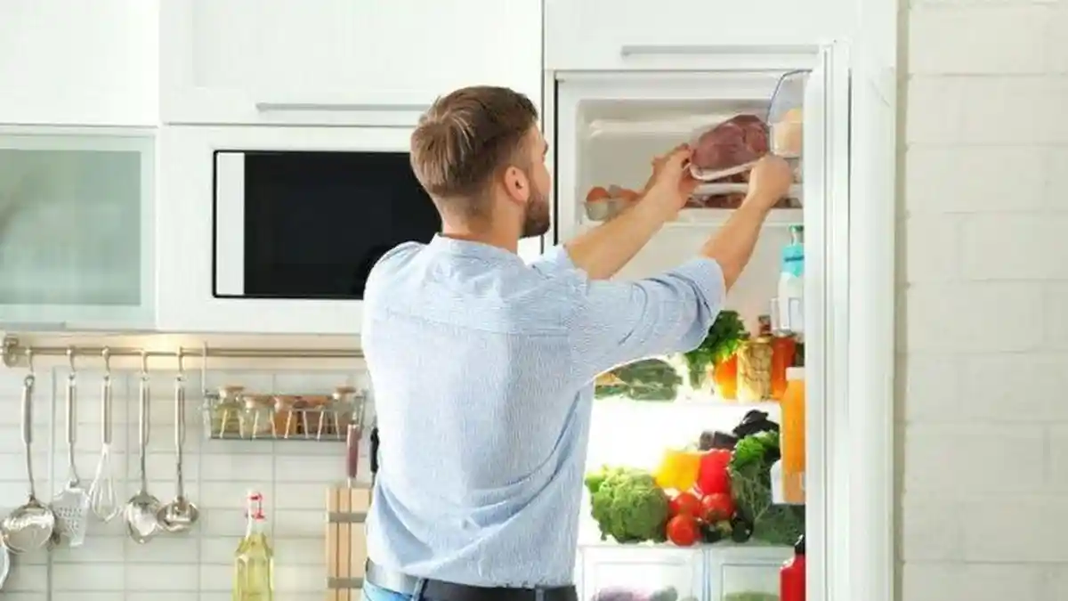 Tips Hindari Rasa Lapar dan Ngemil Tengah Malam, Tak Baik untuk Kesehatan