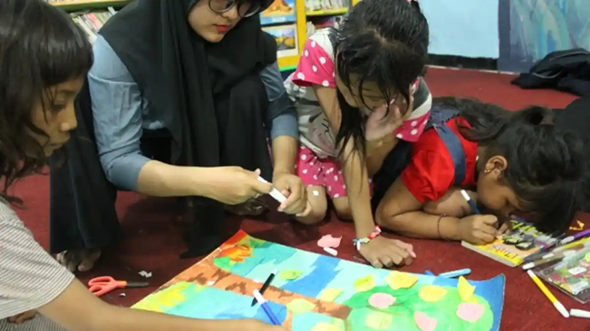 Membangun Karakter Kuat dari Kolom Bahagia Mahasiswa Universitas Airlangga