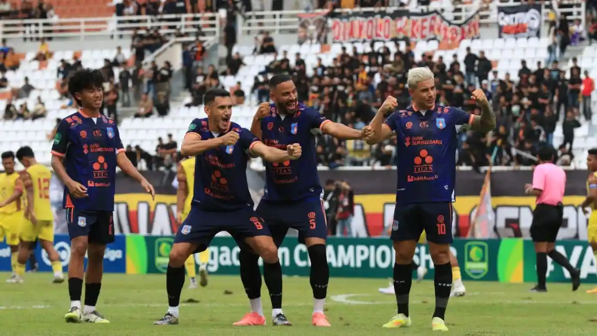 Sumsel United Taklukkan Sriwijaya FC Dengan Skor 5-0, Juninho Cabral ...