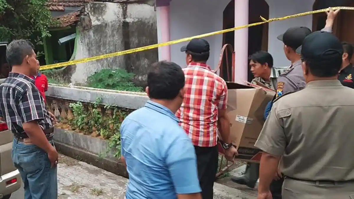 Pelaku Ledakan di Pasuruan Ternyata Sudah Kontrak Rumah selama 1,5 Tahun