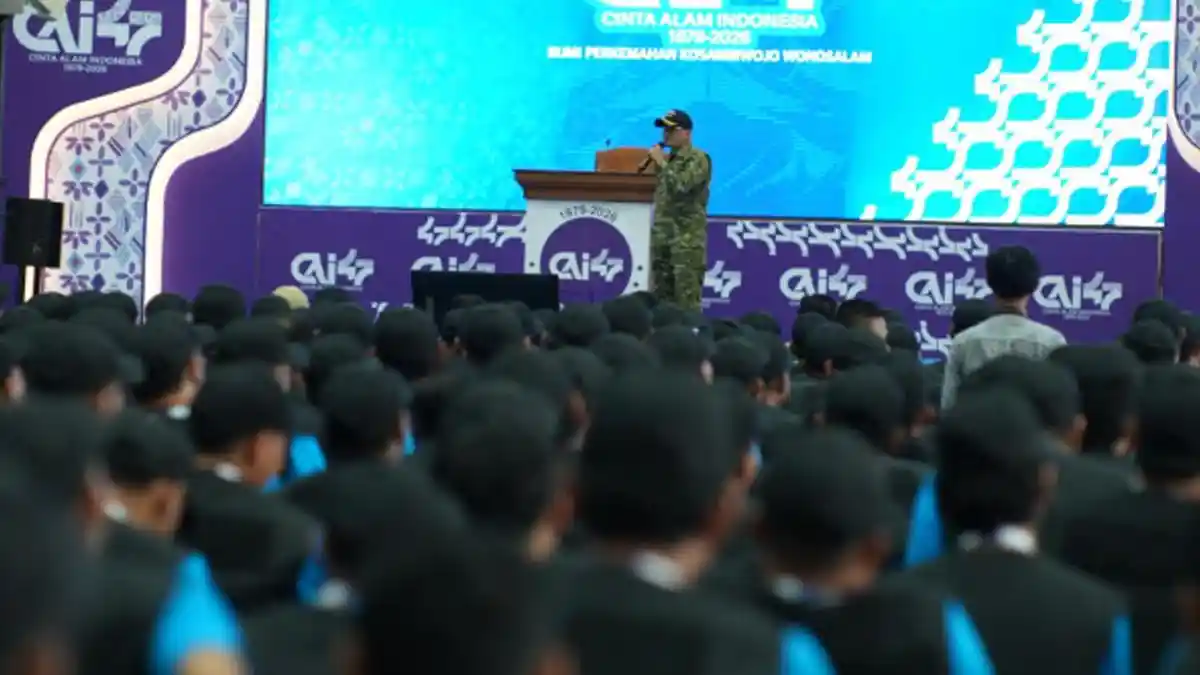 Danrem 082/CPYJ Ingatkan Bahaya Proxy War dan Kebocoran Informasi di Jombang - Surya.co.id