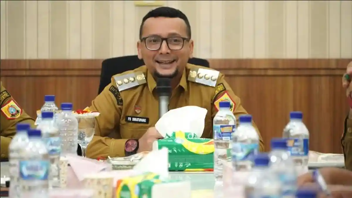 Bupati Labusel Fery Sahputra Simatupang Pimpin Rakor Evaluasi Kinerja dan Strategi Peningkatan PAD