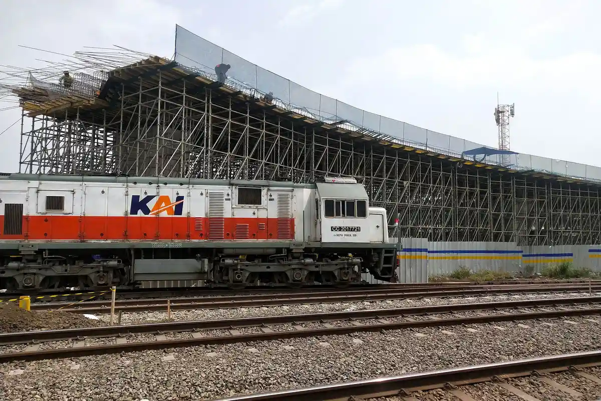 Penumpang Kereta Api Tawang Jaya Jadi Korban Pencurian Saat Perjalanan, iPad dan Laptop Raib