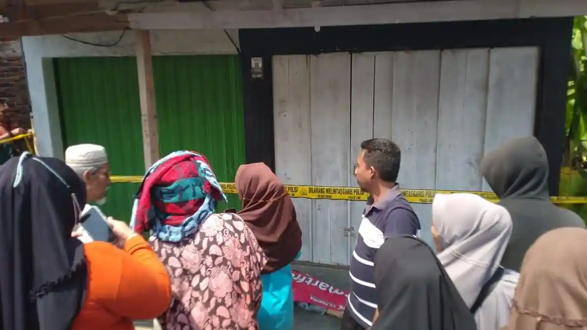 Dua Siswi SMP Tertabrak Kereta Api di Langensari, Satu Orang Tak Tertolong