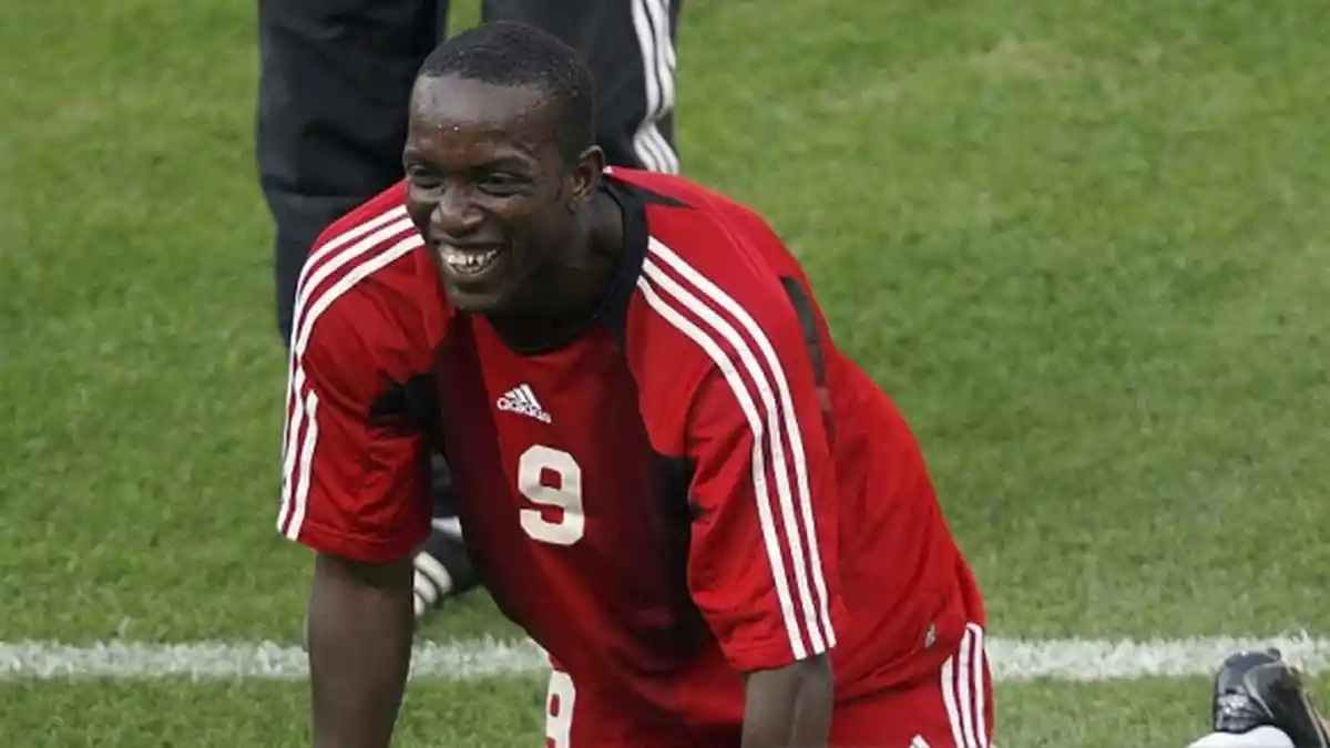 Manchester United Beruntung Punya Seorang David De Gea kata Dwight Yorke