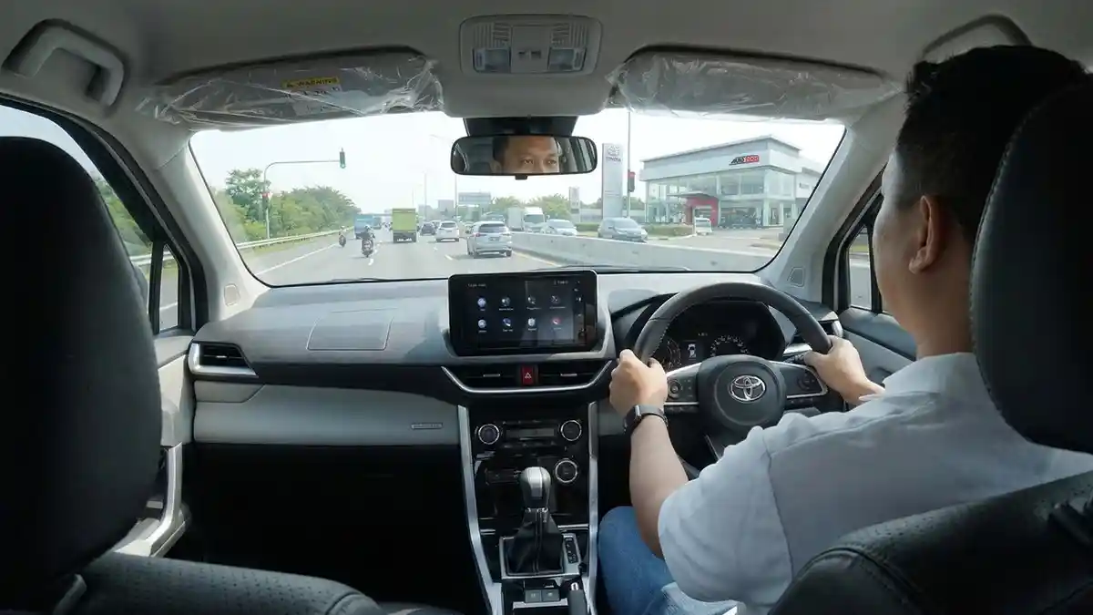 Filter Bensin Mobil Bersih Bikin Mesin Lebih Irit BBM dan Efisien