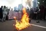 Demo Tolak Omnibus Law Berlanjut