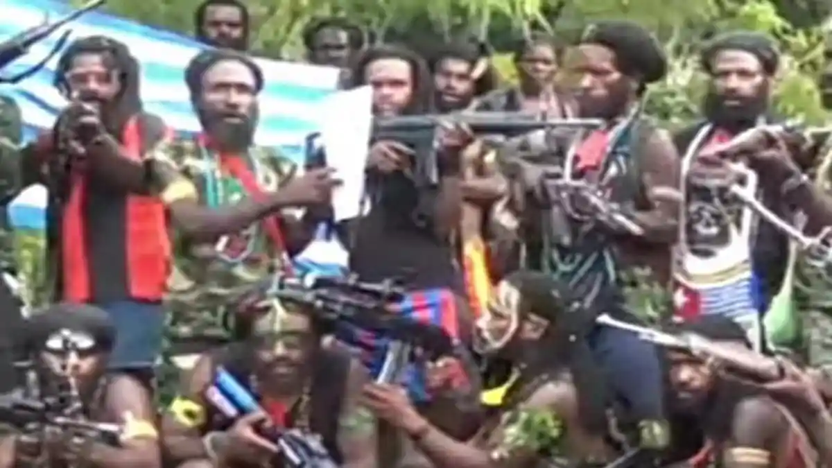 KKB Papua Cerai Berai, Kini Sebby Sambom Tak Lagi Tunduk Pada Benny Wenda: Untuk Apa Tunduk ke Dia?