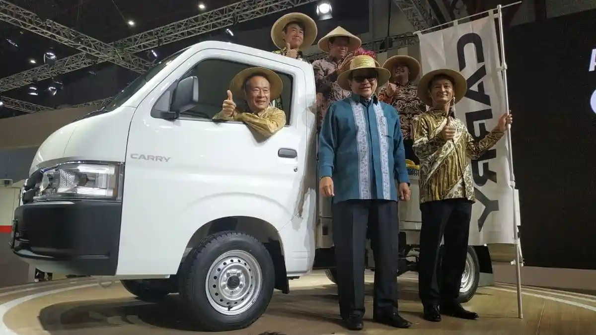 Berbagai Ubahan New Carry Pick Up Hadir di Pembukaan IIMS 2019