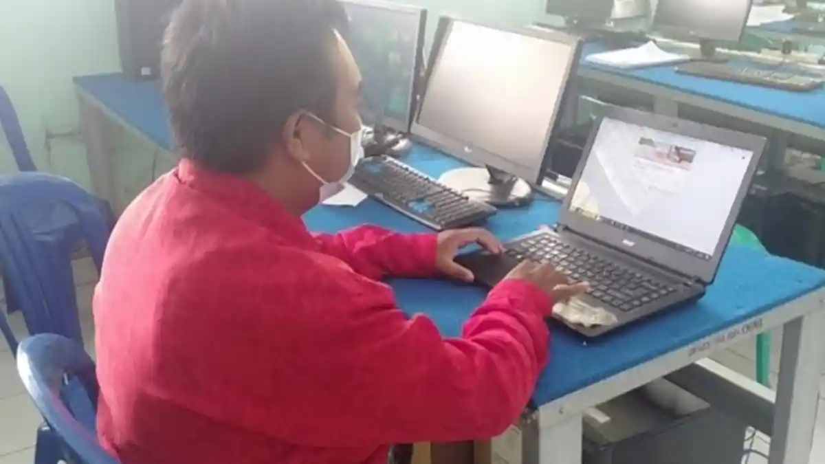 Penilaian Akhir Tahun Ajaran Digelar MTsN 1 Kapuas Secara Online