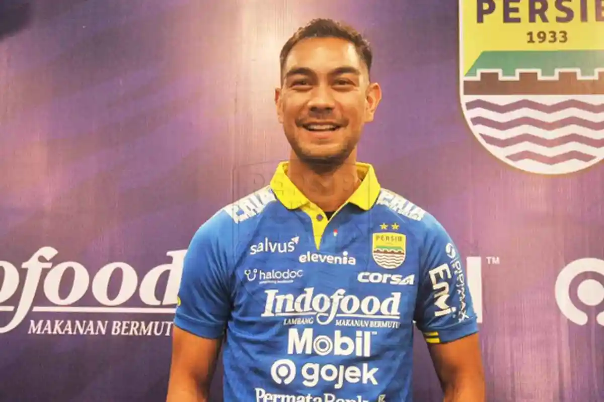 Omid Nazari Ungkapkan Kegembiraan Bergabung dengan Persib Bandung Lewat Unggahan Instagram