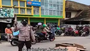 Kecelakaan-lalu-lintas-lakalantas-terjadi-di-depan-MM-Celentang-Palembang-pada-Jumat-21.jpg