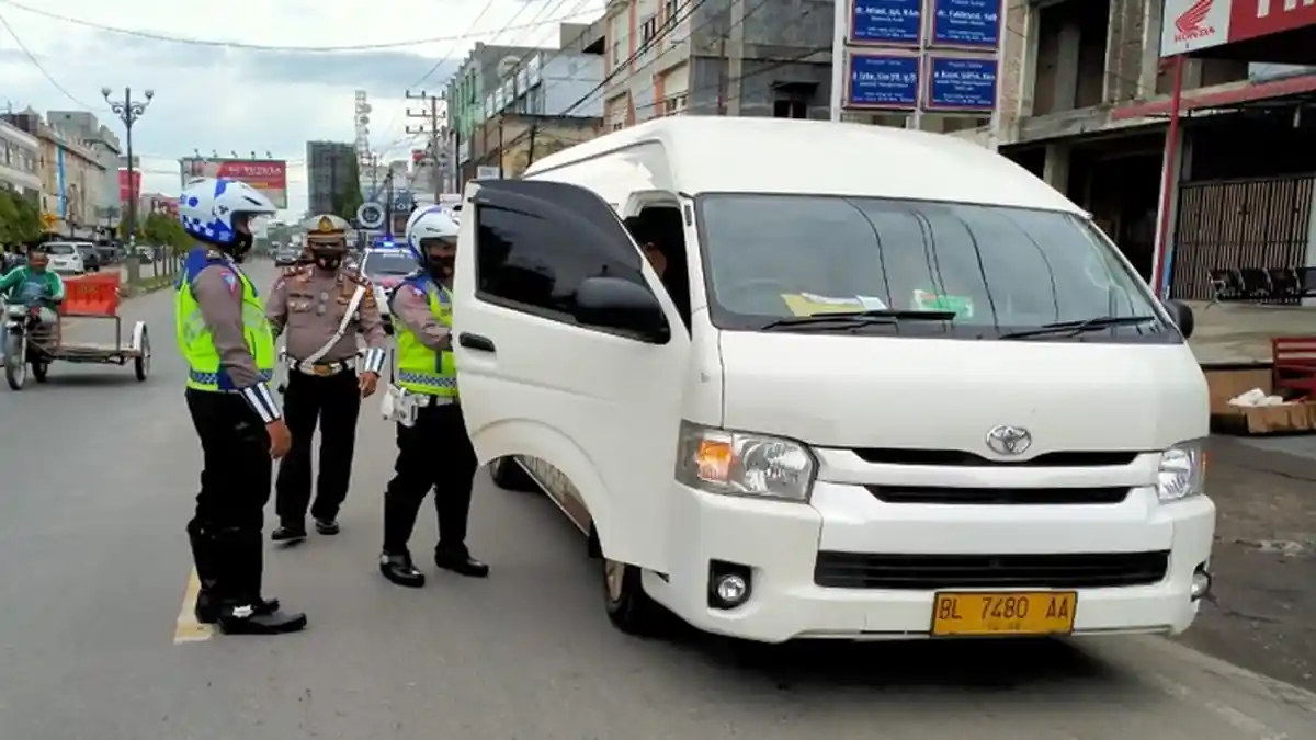 Empat Titik Perbatasan Aceh-Sumut Ditutup, Perusahaan Bus Kembalikan Uang Tiket Penumpang