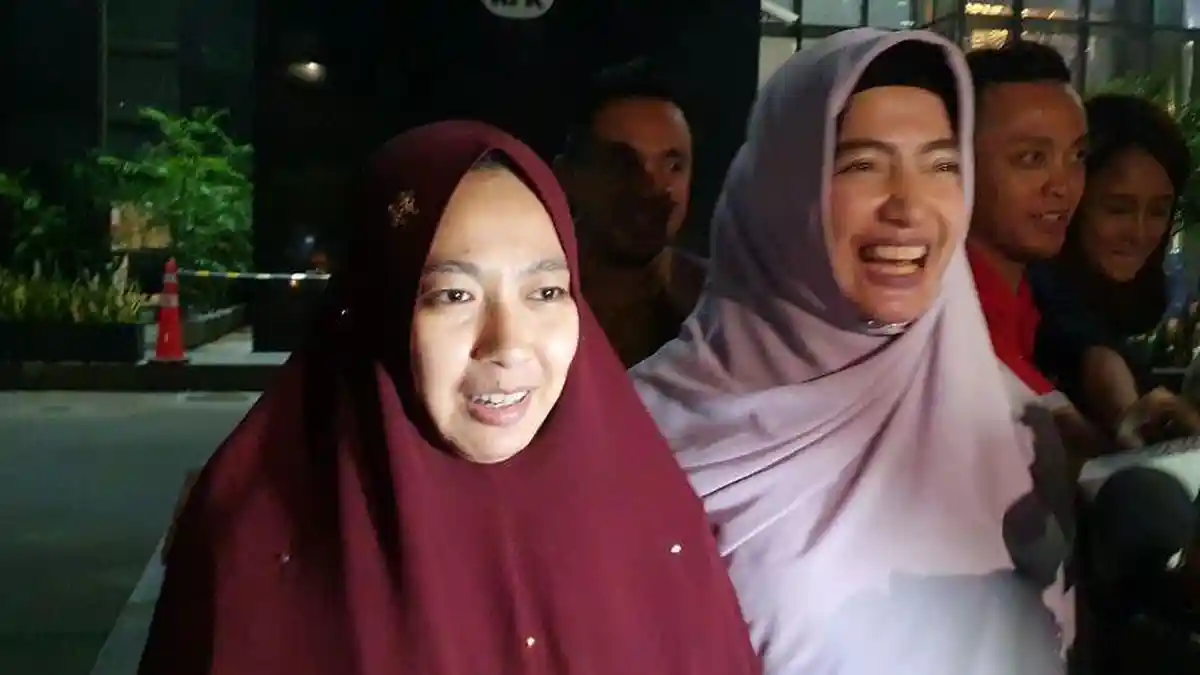 Diperiksa KPK 4,5 Jam, Istri Imam Nahrawi: Mohon Doanya Buat Bapak