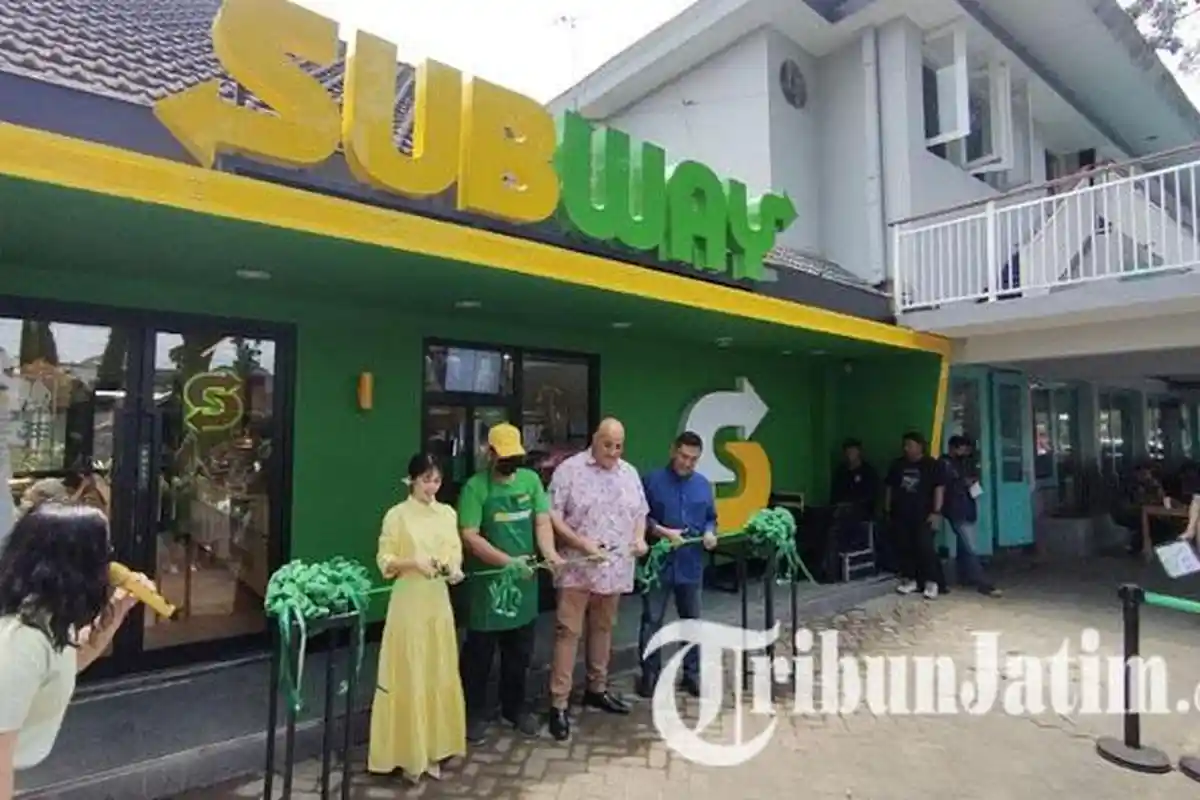 Subway Hadir di Kota Malang, Perkenalkan Cha Eun Woo sebagai Brand Ambassador Subway Indonesia