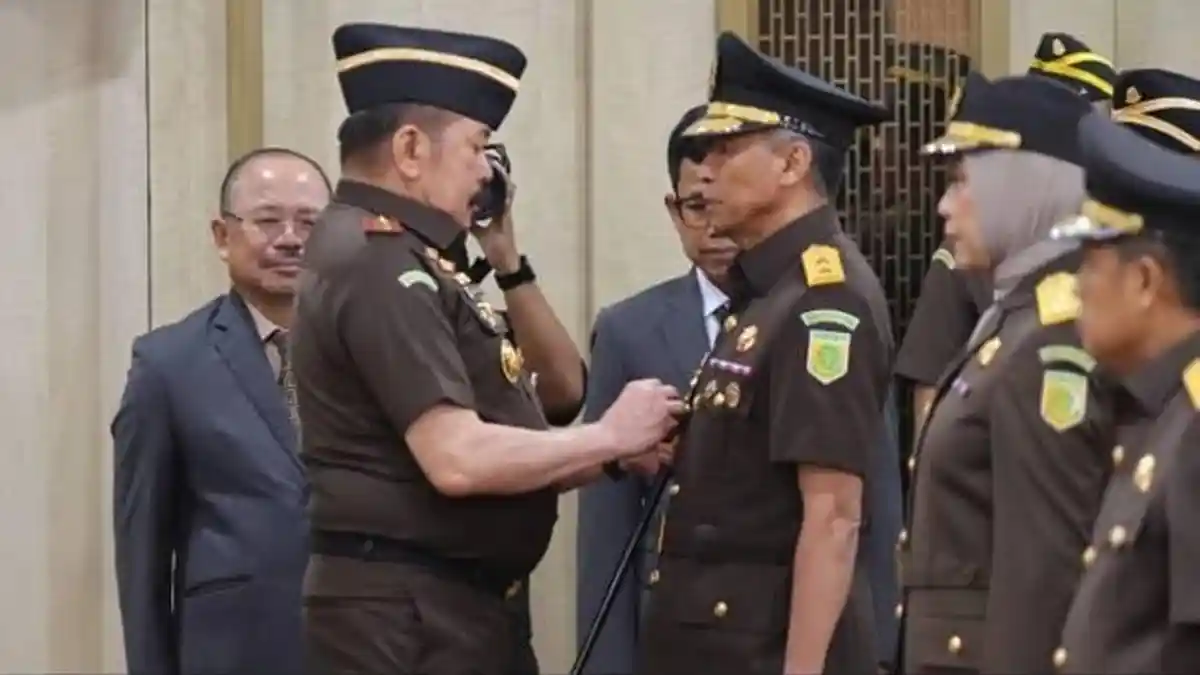Daftar Nama 17 Kajati dan 20 Pejabat Eselon II yan Dilantik di Kejagung, Termasuk Kajati Jambi