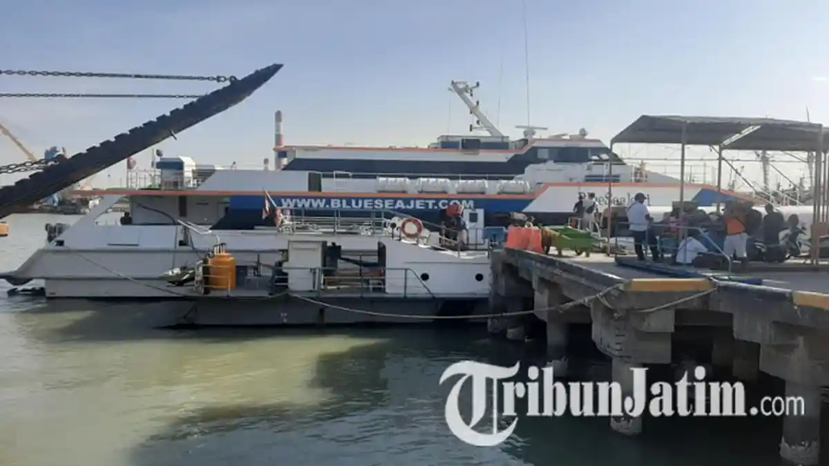 Pelayaran Gresik ke Pulau Bawean Saat Momen Natal & Tahun Baru 2020, Terancam Hanya Dilayani 2 Kapal