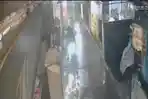 PENCURI-paket-di-babakan-ciparay.jpg