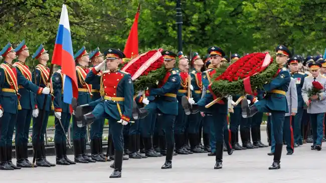 Rusia Gelar Parade Militer Hari Kemenangan, tapi Tank dan Rudal Dibatasi