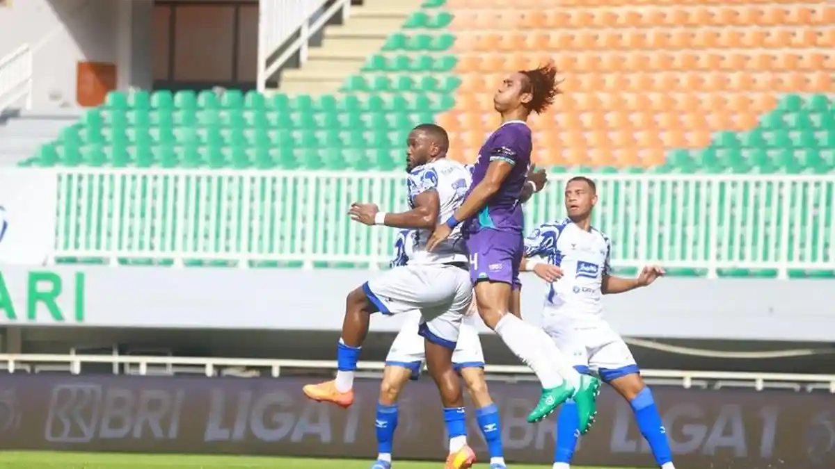 Akhir Persita Tangerang Vs PSIS Semarang, Mahesa Jenar Gagal Curi Poin, Evandro Dikartu Merah