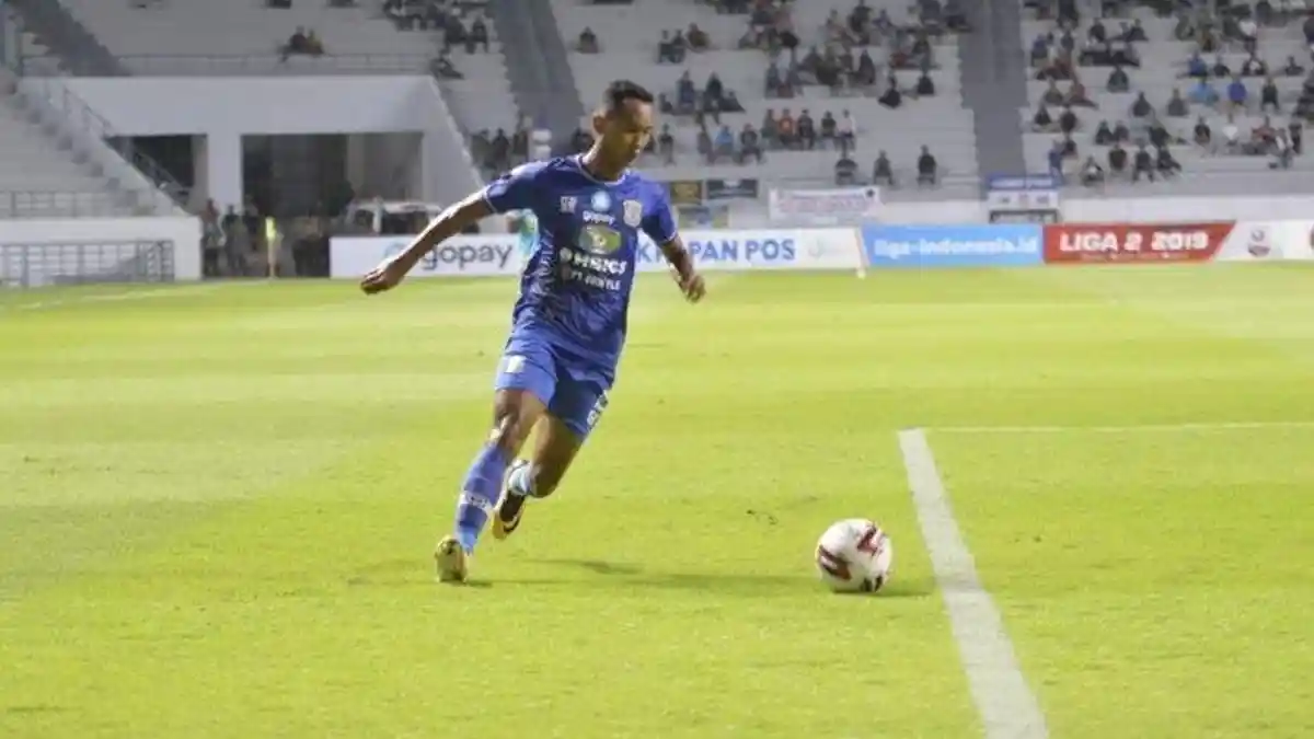 Bursa Transfer Persib: Beni Oktavianto Siap Bersaing di Maung Bandung