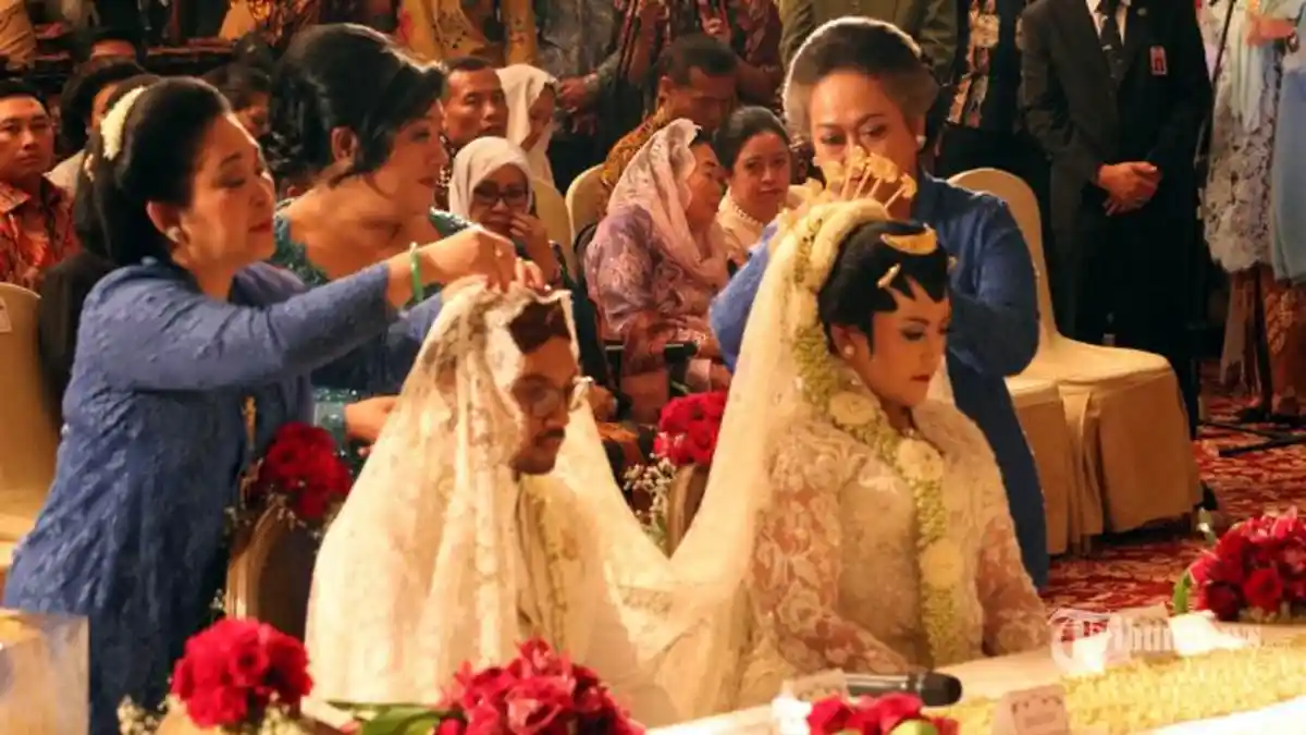 Diam-diam Anissa Trihapsari Datang ke Pernikahan Putri Kandungnya ...