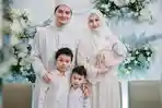 Potret-keluarga-Alvin-Faiz-dan-Henny-Rahman-lengkap-dengan-Yusuf-dan-Zayn.jpg