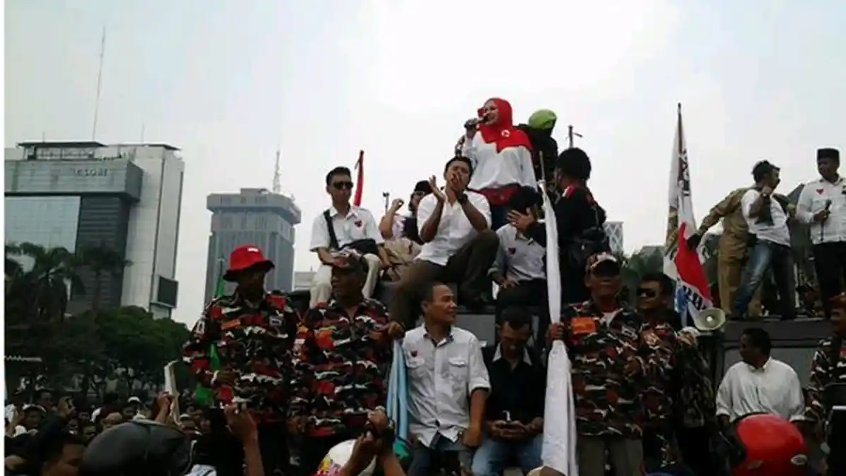 Camelia Malik Antusias Orasi di Hadapan Pendukung Prabowo