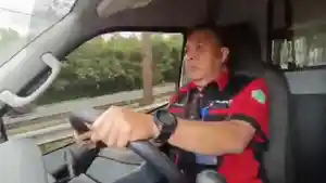 Sopir-ambulans-puskesmas-tengaran-sugiyatmoko.jpg