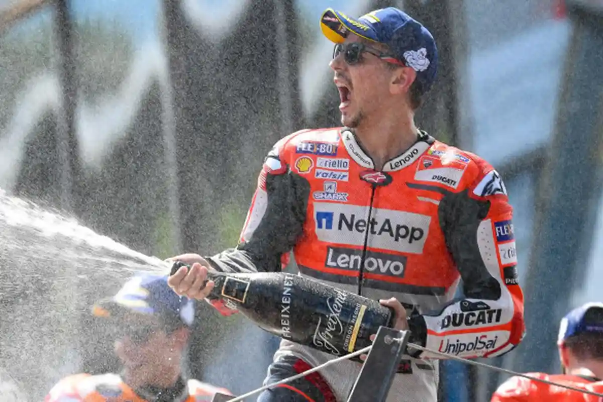 Bertahun-tahun Merasakan Sakit, Jorge Lorenzo Akhirnya Berkata Cukup: Pamit dari MotoGP