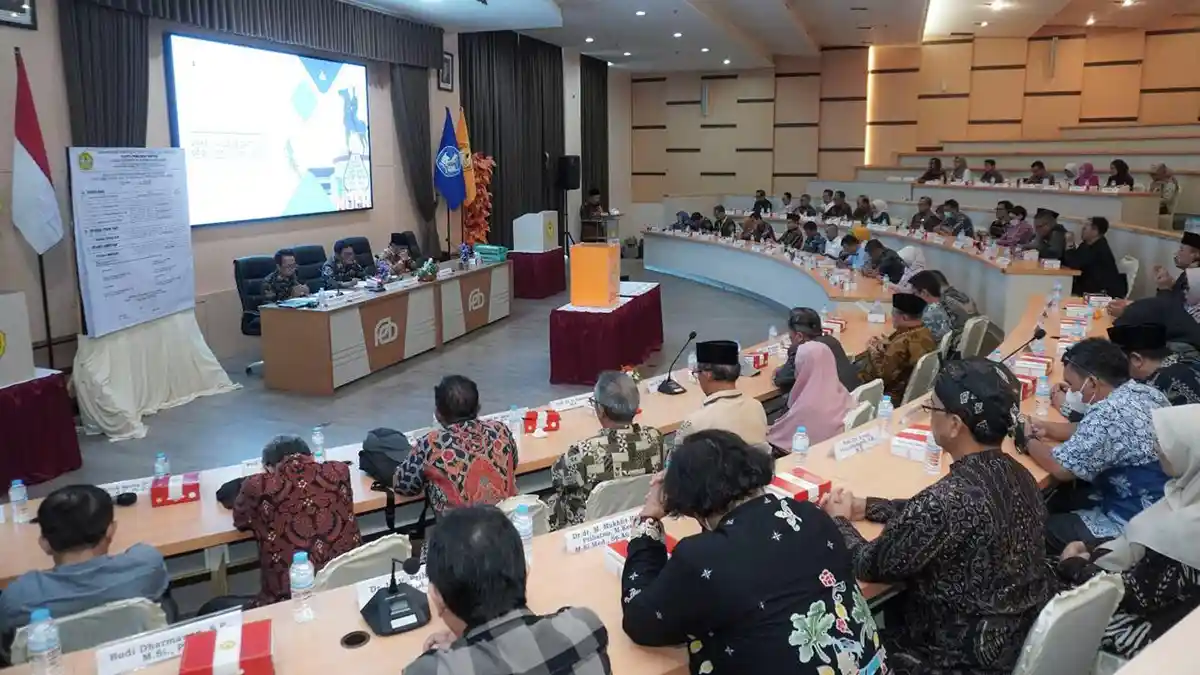 Raih 87 Suara Senat, Prof Akhmad Sodiq Emban Amanah Rektor Unsoed