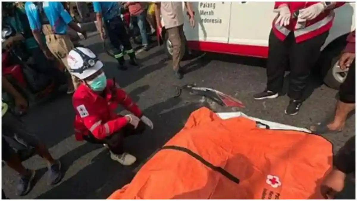 Pasutri Terlibat Kecelakaan Maut di Surabaya, Suami Luka dan Istri Tewas Tertabrak Truk