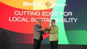 Rumah_Cokelat_Lung_Anai_Dapat_Penghargaan_Sustainable_Impact_in_Community_di_Mata_Lokal_Fest_2025.jpg
