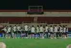 Skuad-PSM-Makassar-saat-official-training-jelang-lawan-Persija-Jakarta.jpg