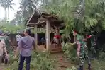 Warga-dan-TNI-di-Pringsewu-Gotong-Royong-Bersihkan-Puing-dan-Pohon-Tumbang.jpg