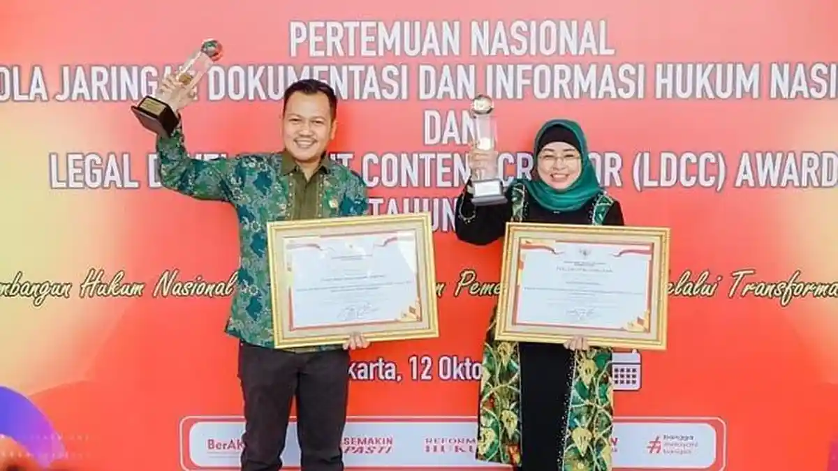 Selamat! Pemkab Batang Raih Dua Perhargaan JDIH Award 2023