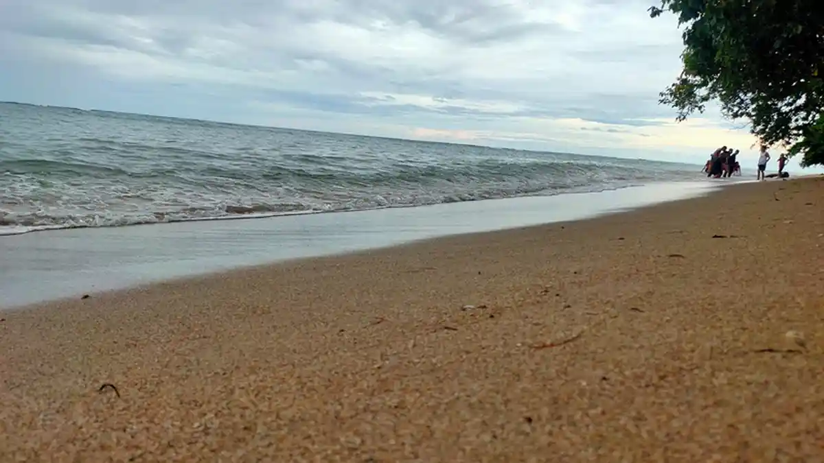 Objek Wisata Pantai di Minut Dibuka 1 Februari, Ini Syaratnya