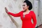 Penyanyi Keroncong Indra Utami Tamsir