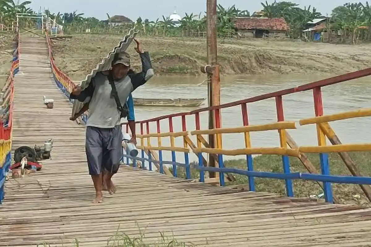 Satu Lagi Jembatan Apung Penghubung Demak Kudus Dibangun Investor, Kali Ini Ada di Desa Sambung
