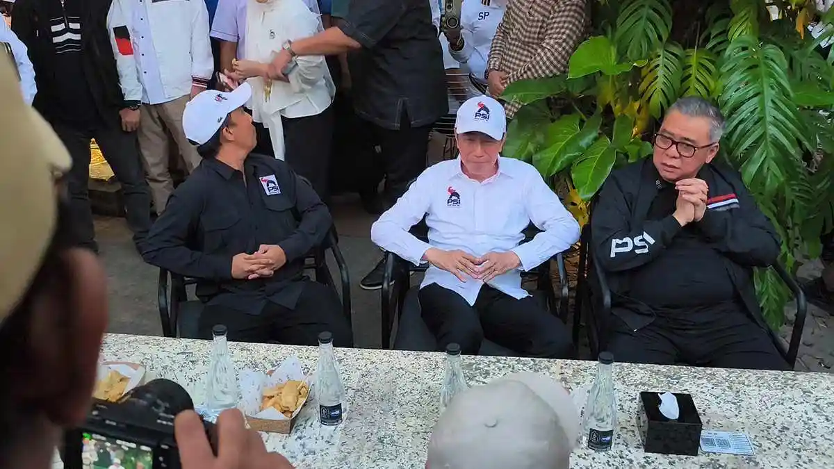 Jokowi Ungkap Tujuannya Blusukan di Lampung Pakai Baju PSI: Artinya Tahu Sendiri - Tribunlampung.co.id