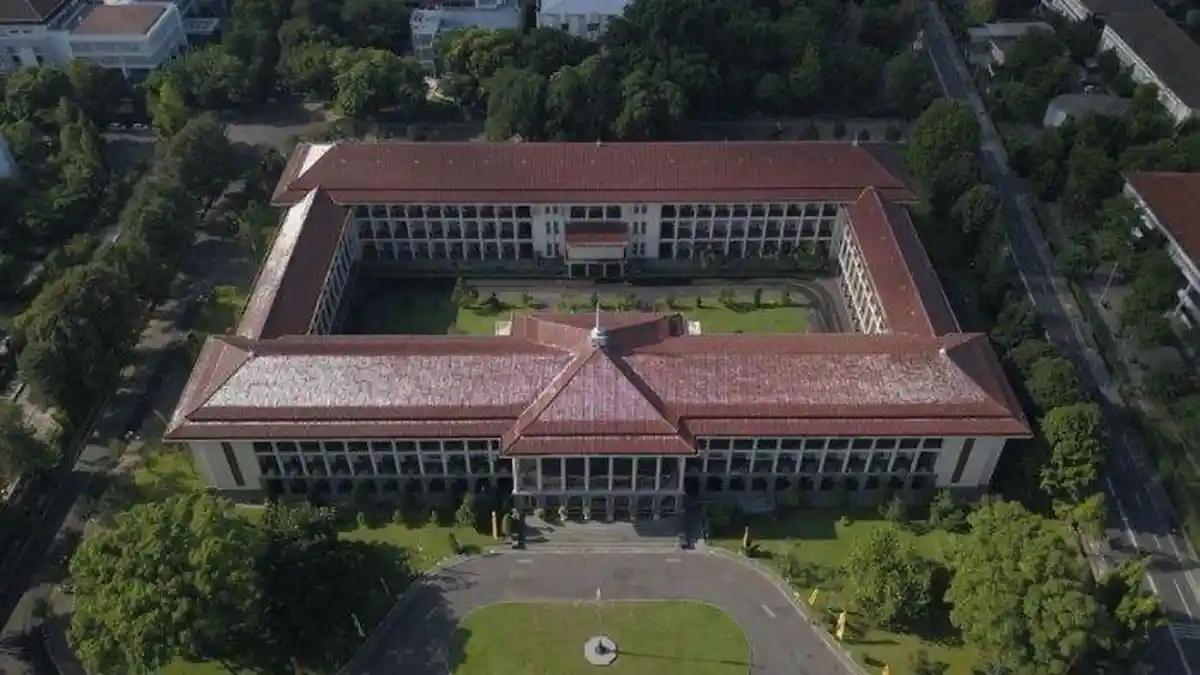 Lowongan Kerja Dosen Universitas Gadjah Mada, Cek Link dan Syarat Pendaftarannya di Sini