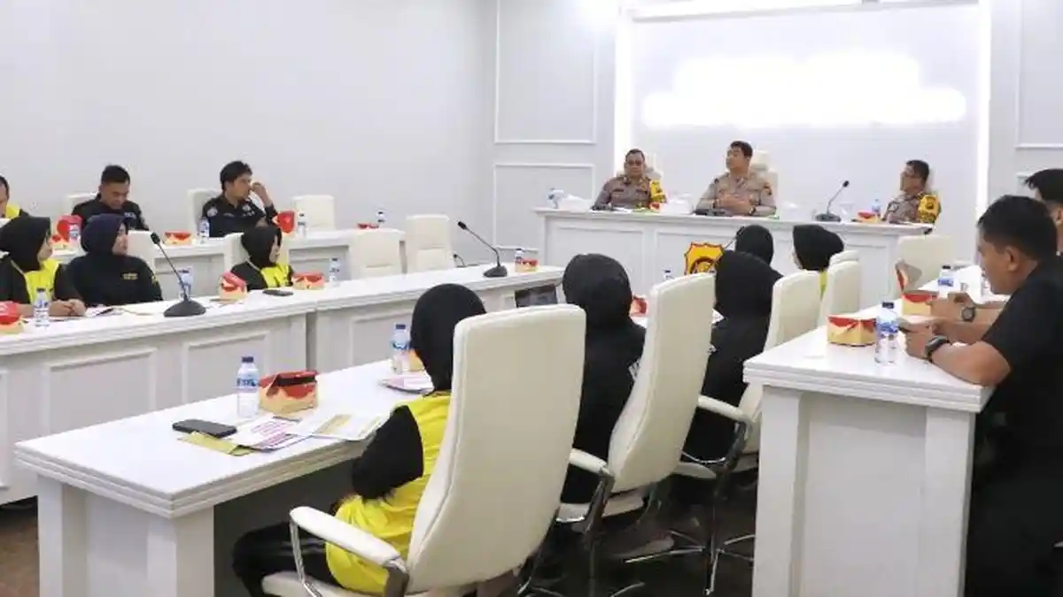 Pimpin Rapat Bedah Anggaran 2024, Ini PesanKabid Humas Polda Jambi Pada Staf