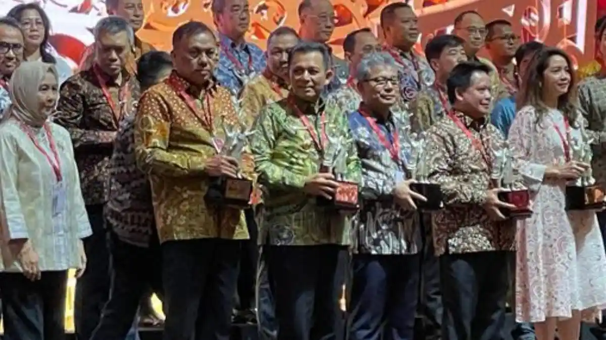 Gubernur Sulawesi Utara Olly Dondokambey Raih Anugerah Bank Indonesia Awards 2022
