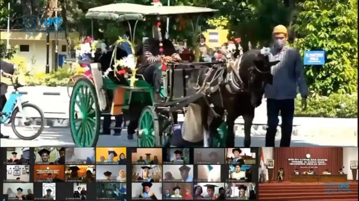 Viral Wisuda Drive Thru di UNS, Wisudawan Naik Andong hingga Becak
