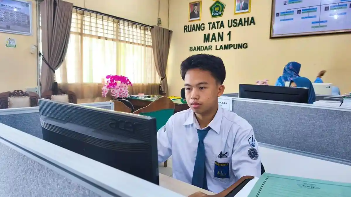 Siswa MAN 1 Bandar Lampung Temukan Celah Keamanan Situs NASA, Raih Prestasi  Internasional - Tribunlampung.co.id