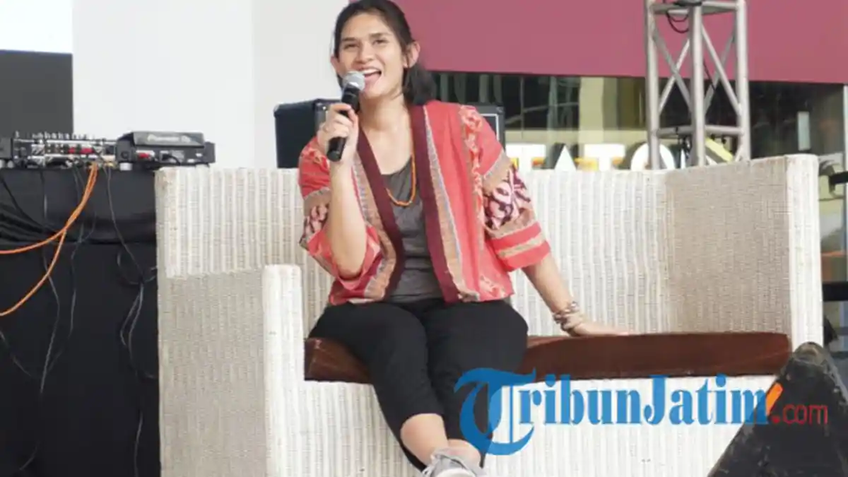 Begini Tips Mendapatkan Izin Orangtua untuk Traveling Ala Presenter Program Jalan-jalan Medina Kamil