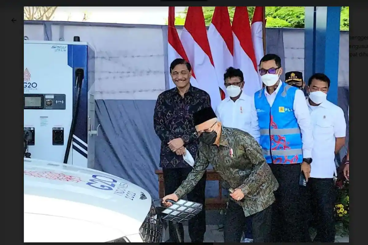 Sambut Puncak Acara Presidensi G20, Wapres Ma'ruf Amin Tinjau Kesiapan SPKLU PLN